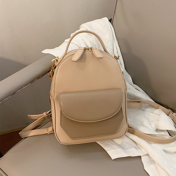 Modern női hátizsák eko bőrből, cipzárral