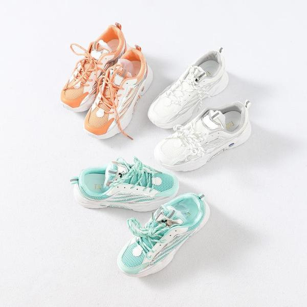 Νέο μοντέλο καλοκαιρινά αθλητικά παπούτσια από οικολογικό δέρμα και υφάσματα