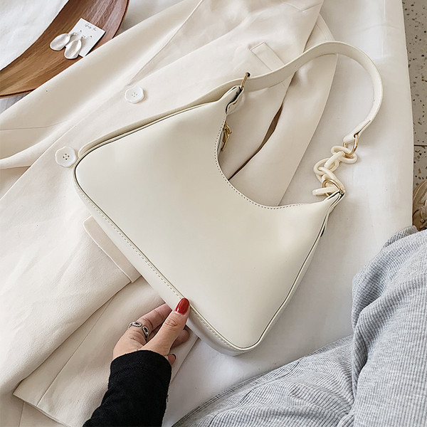 Naiste kaasaegne ökonahast ja lukuga kott