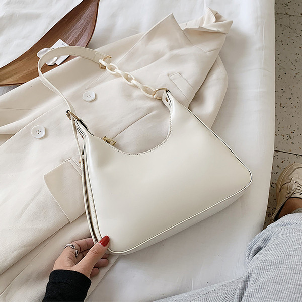 Naiste kaasaegne ökonahast ja lukuga kott