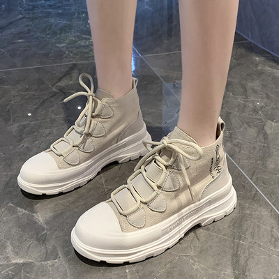 Μοντέρνα γυναικεία αθλητικά παπούτσια με κορδόνια σε διάφορα χρώματα