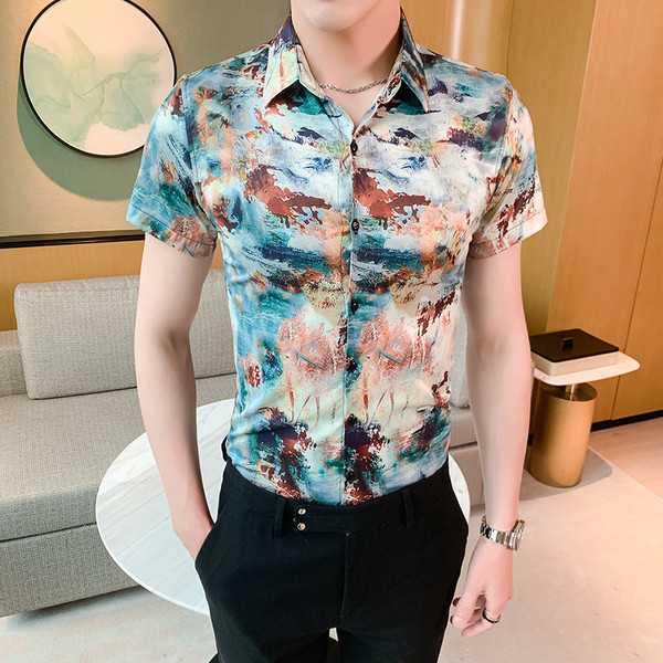 Modern, klasszikus férfi ing rövid ujjal, színes mintával