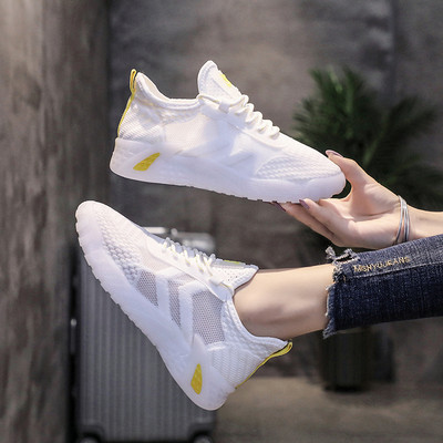 Σύγχρονα γυναικεία πάνινα παπούτσια με κορδόνια και επίπεδη σόλα