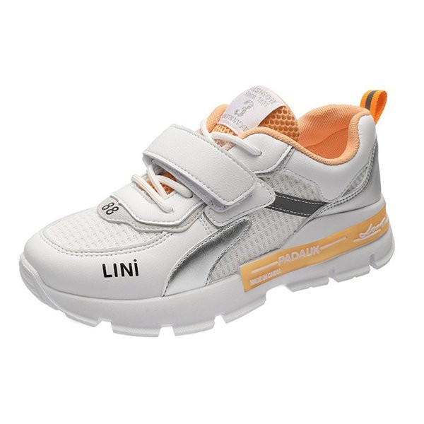 Nyári női tornacipő foltokkal, lapos talppal