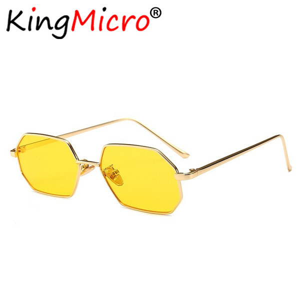 Női napszemüveg retro stílusban