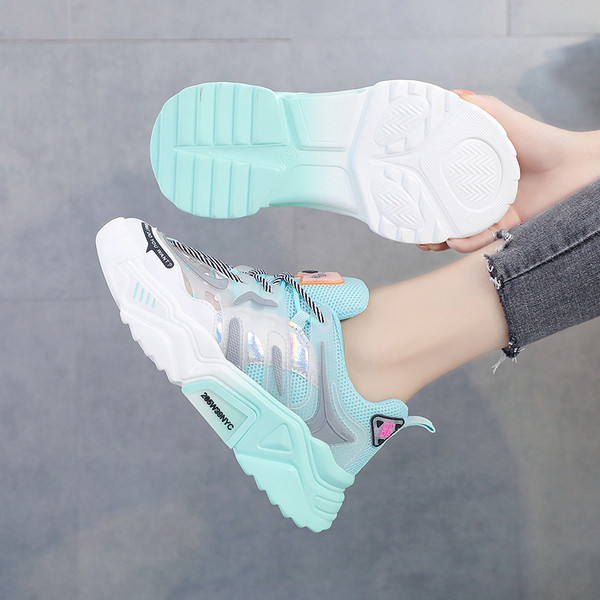 Alkalmi női színes tornacipő fűzős, lapos talppal