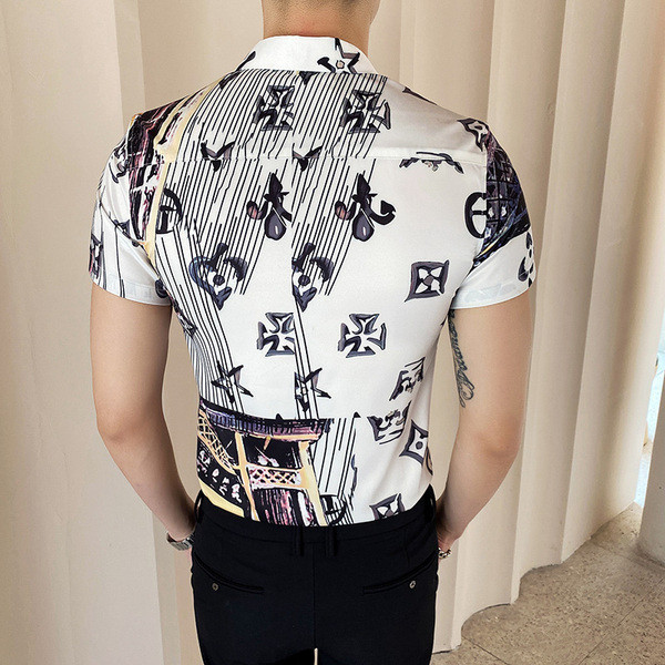 Elegáns férfi ing klasszikus gallérral és rövid ujjal