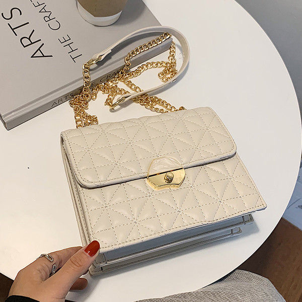 Stílusos női négyzet alakú táska öko bőrből