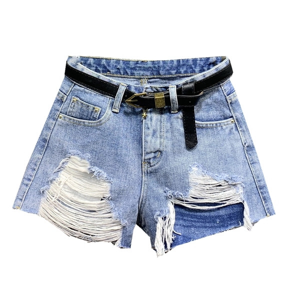 Modern női farmer rövidnadrág szakadt motívumokkal