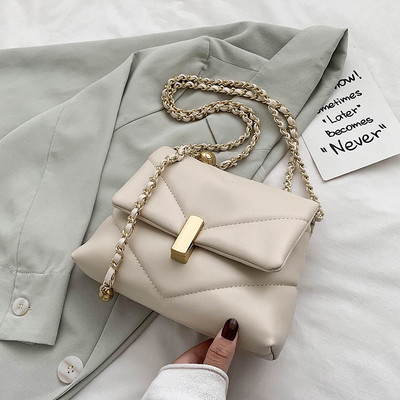 Moderna ženska torba od eko kože sa metalnim kopčanjem