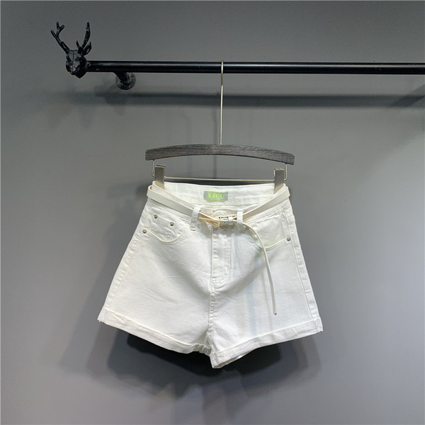 Új modell rövid női farmer övvel és magas derékkal