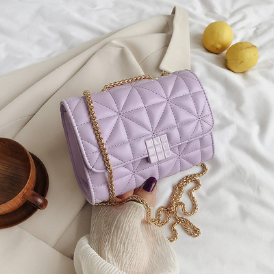 Eko bőrből készült női táska fém rögzítéssel