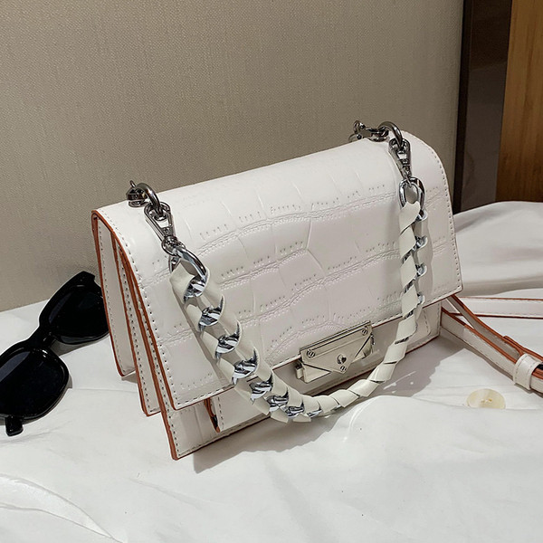 Naiste ökonahast pikkade ja lühikeste sangadega metallist kinnitusega kott