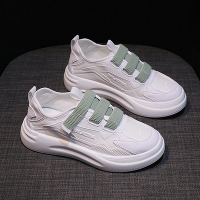 Női alkalmi tornacipő színes foltokkal, lapos talppal