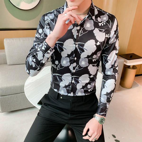 Modern férfi ing virágmintával és klasszikus gallérral