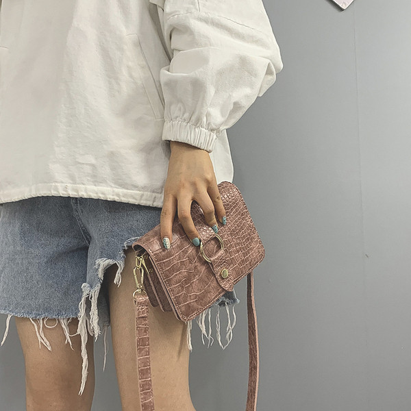 Új modell női táska eco bőrből és hosszú füllel