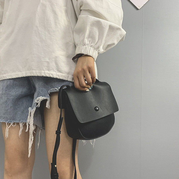 Ženska svakodnevna torba od eko kože sa dugom ručkom u više boja