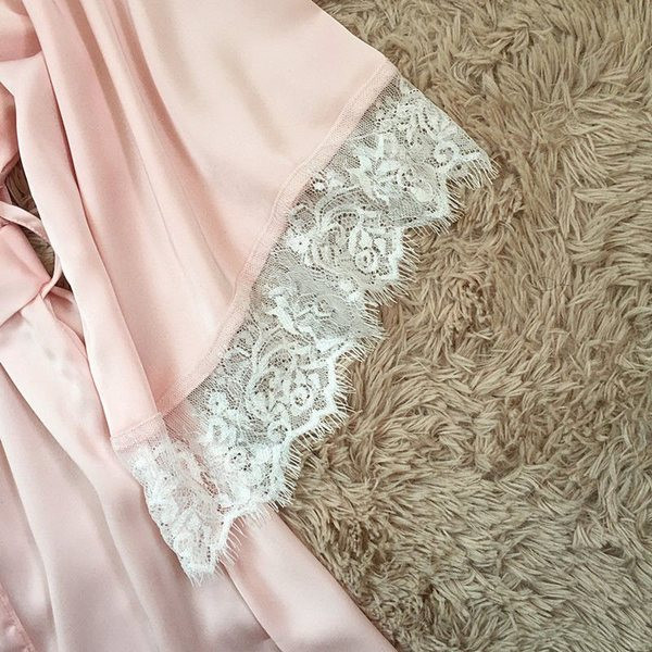 Női szatén szett - pizsama és fürdőköpeny