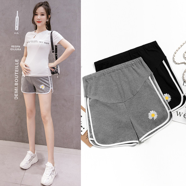 Alkalmi női rövidnadrág terhes nők számára