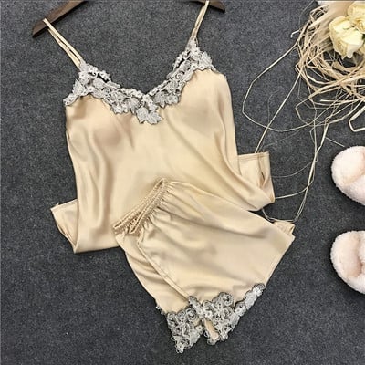 Ženska satenska pidžama sa čipkom iz dva dijela