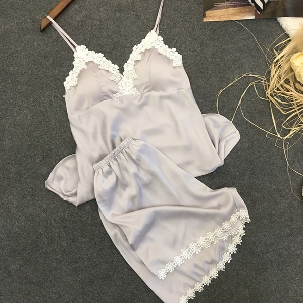 Ženska satenska pidžama sa čipkom iz dva dijela