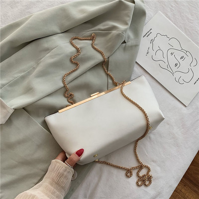 Stílusos női táska eko bőrből és fém rögzítéssel