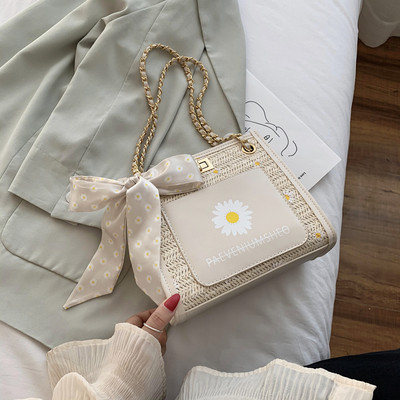 Ženska torba na rame s trakom cvijeća