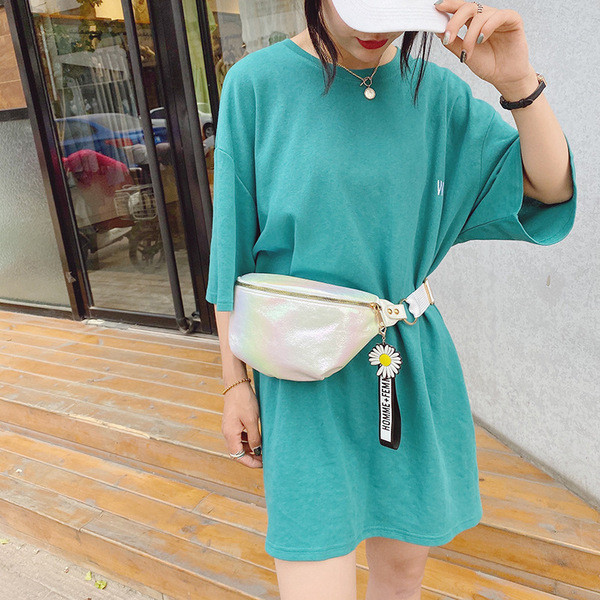 Új modellű női táska derékra és vállra