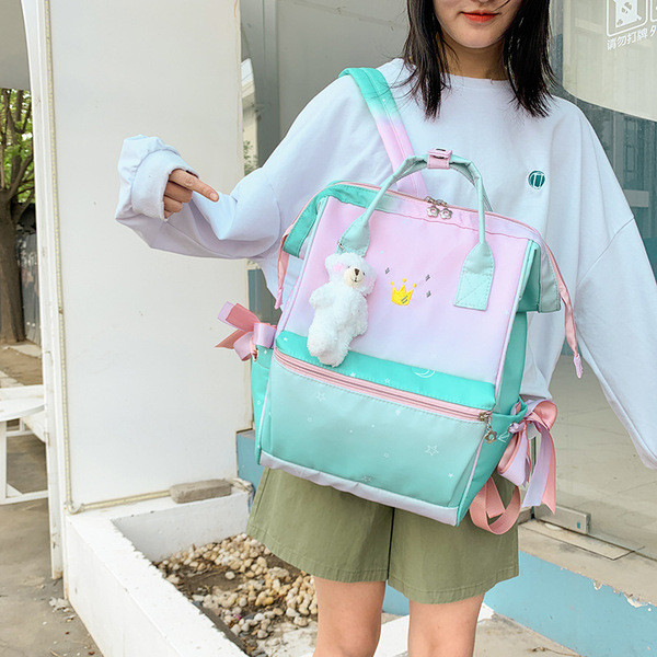 Új modell gyerek hátizsák, mely alkalmas tanulóknak, plüssmaci kiegészítővel