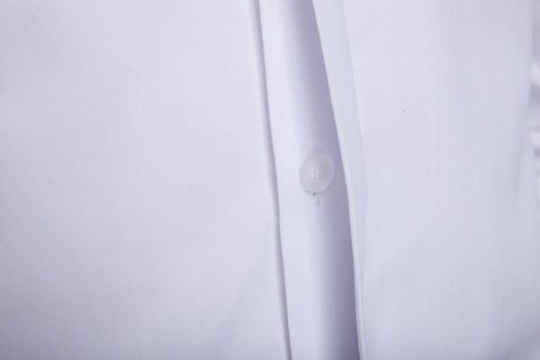 Modern, klasszikus férfi ing, hosszú ujjal és rátéttel