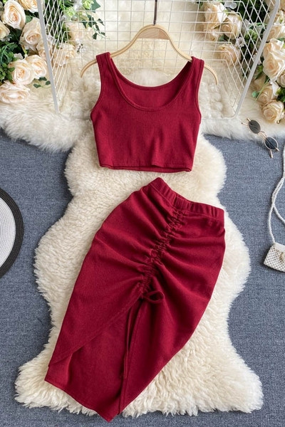 Moodne kõrge vöökoha ja lühikese ülaosaga naiste seelikukomplekt