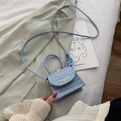 Öko bőrből készült női táska rövid és hosszú füllel, több színben