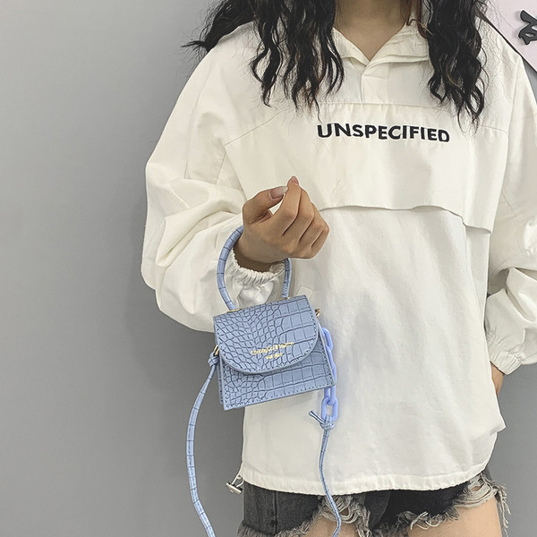 Öko bőrből készült női táska rövid és hosszú füllel, több színben