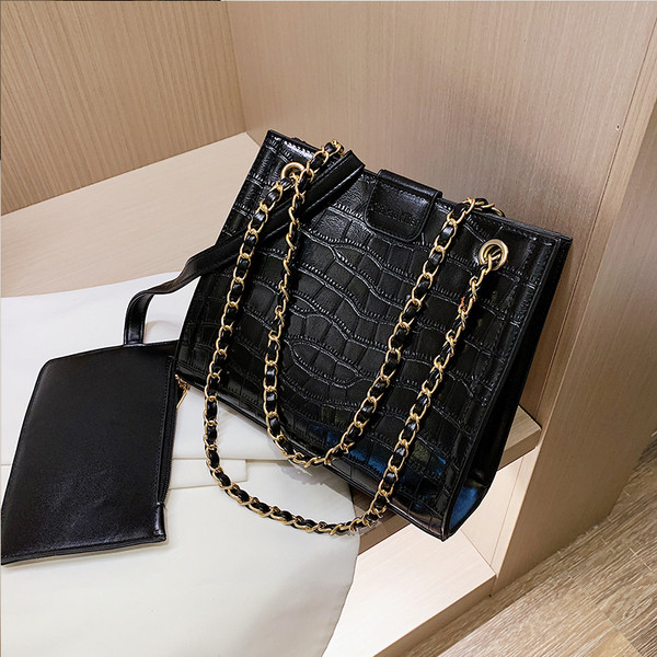 Moderna sieviešu soma no eko ādas ar diviem rokturiem