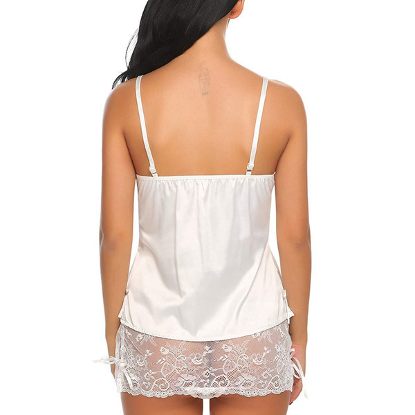 Sieviešu mežģīņu pidžama divās daļās