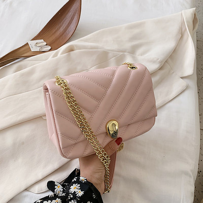 Moderna sieviešu soma no eko ādas ar metāla aizdari