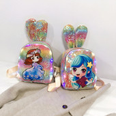 Bērnu mugursoma meitenēm ar fliteriem un 3D elementu