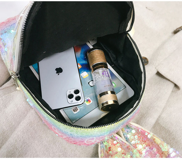 Bērnu mugursoma meitenēm ar fliteriem un 3D elementu