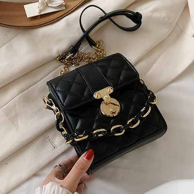 Ikdienas sieviešu soma ar metāla elementu un garu rokturi