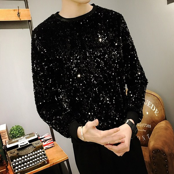 Moderna vīriešu blūze ar fliteriem un spīdīgu efektu