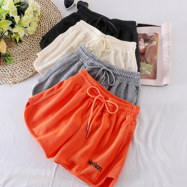 Ikdienas sieviešu šorti ar gumiju