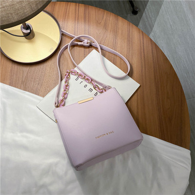 Sieviešu ādas soma ar īsiem un gariem rokturiem vairākās krāsās