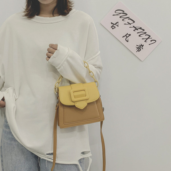 Sieviešu ādas soma ar īsu un garu ķēdīti