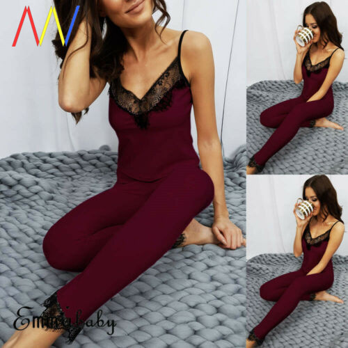 Sieviešu pidžama ar bordo mežģīnēm