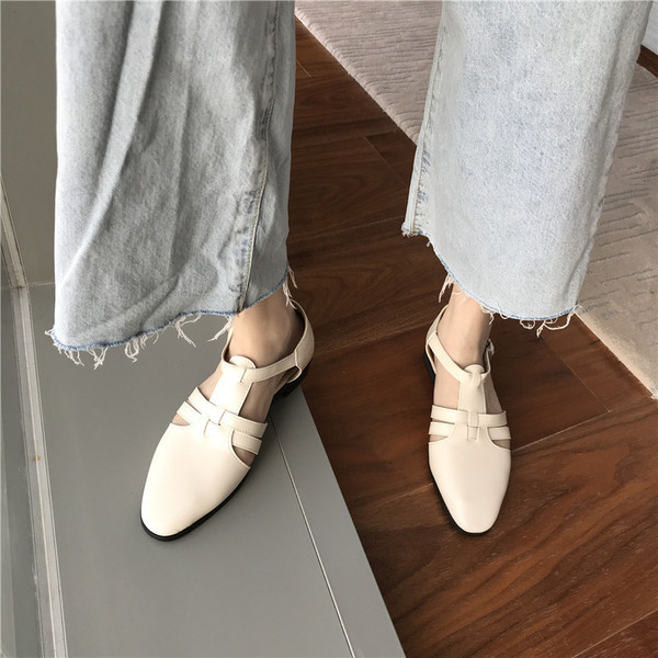 Moteriškos basutės iš eko odos - smailaus modelio