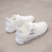 Alkalmi női tornacipő fűzővel és hímzéssel nyárra