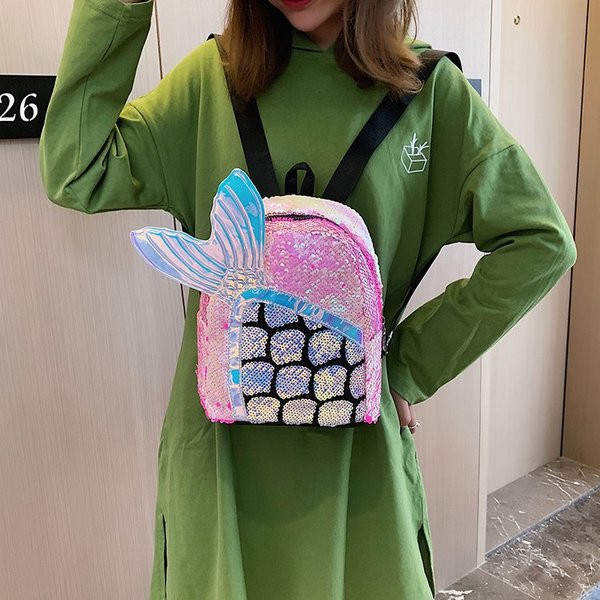 Mūsdienīga bērnu mugursoma ar fliteriem un 3D elementiem meitenēm