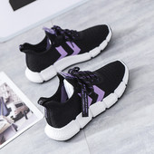 Ikdienas sieviešu kedas ar mežģīnēm un baltu zoli