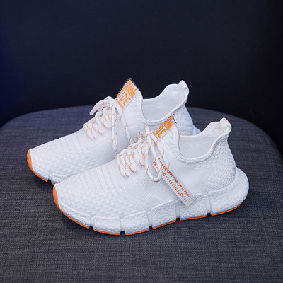 Ikdienas sieviešu kedas ar mežģīnēm un baltu zoli