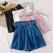 Mūsdienīgi sieviešu šorti ar jostu un augstu vidukli